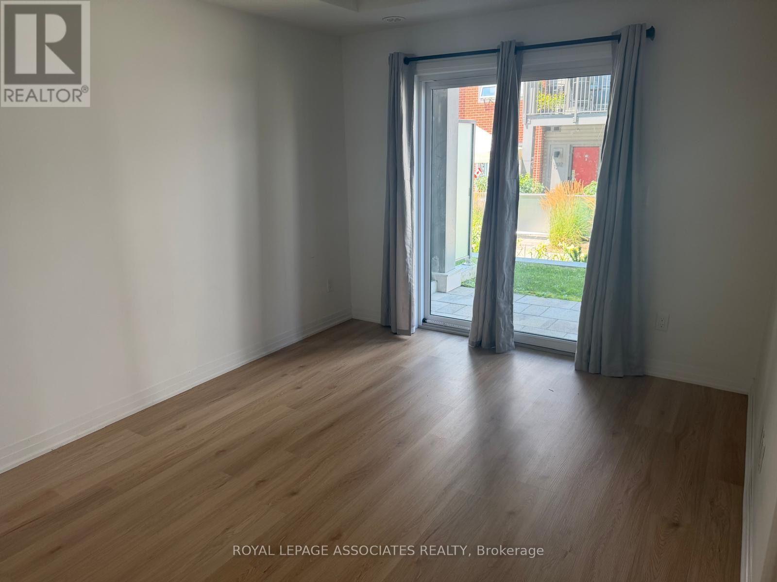 1013 - 2635 William Jackson Drive, Pickering, Ontario  L1X 0L5 - Photo 8 - E13650050