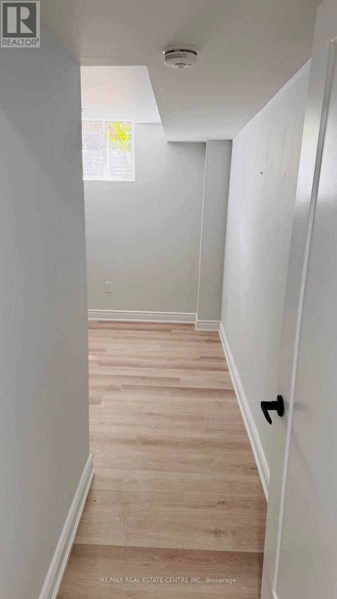 Bsmt - 12 Rolling Acres Drive, Whitby, Ontario  L1R 1Z8 - Photo 11 - E13650074