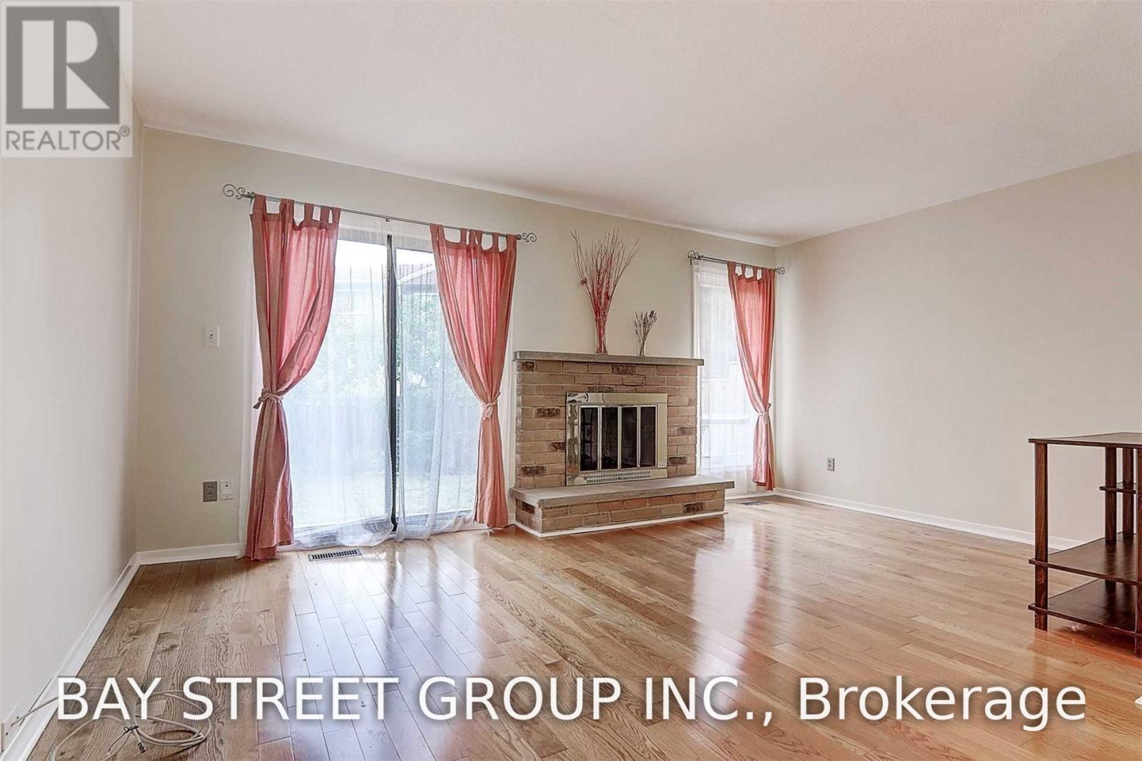 8 James Park Square, Toronto, Ontario M1V 2E6 - Photo 10 - E13650086