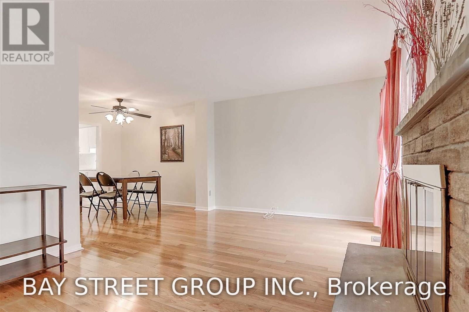 8 James Park Square, Toronto, Ontario M1V 2E6 - Photo 11 - E13650086