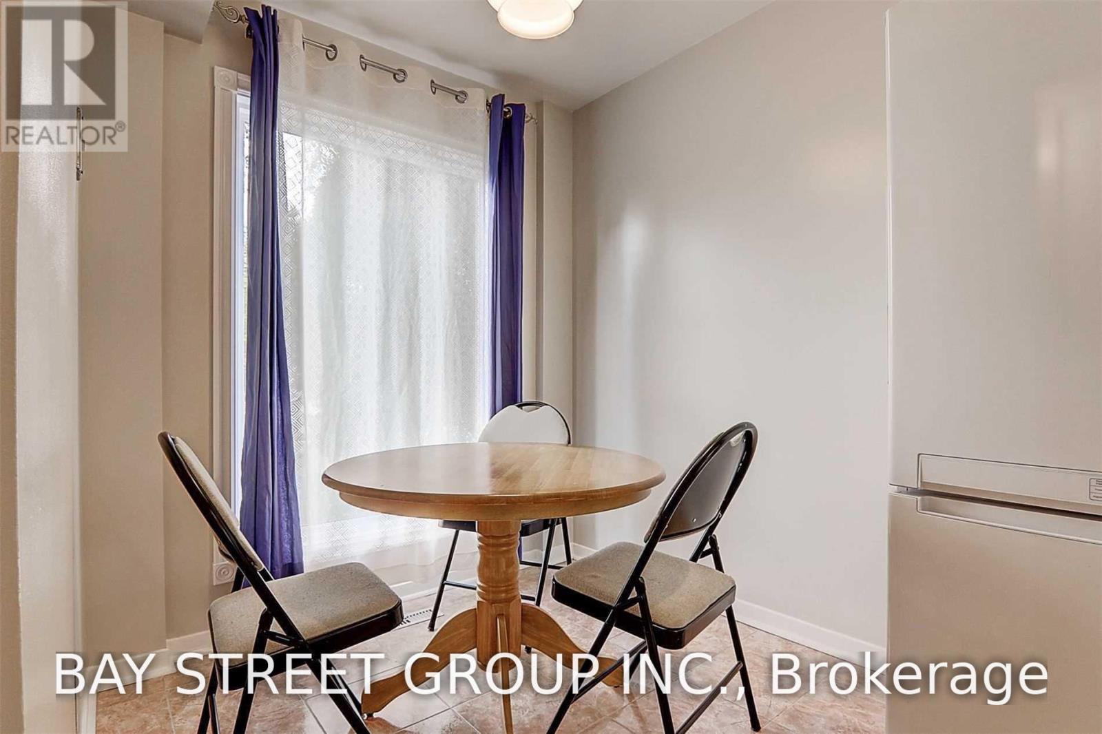 8 James Park Square, Toronto, Ontario M1V 2E6 - Photo 3 - E13650086
