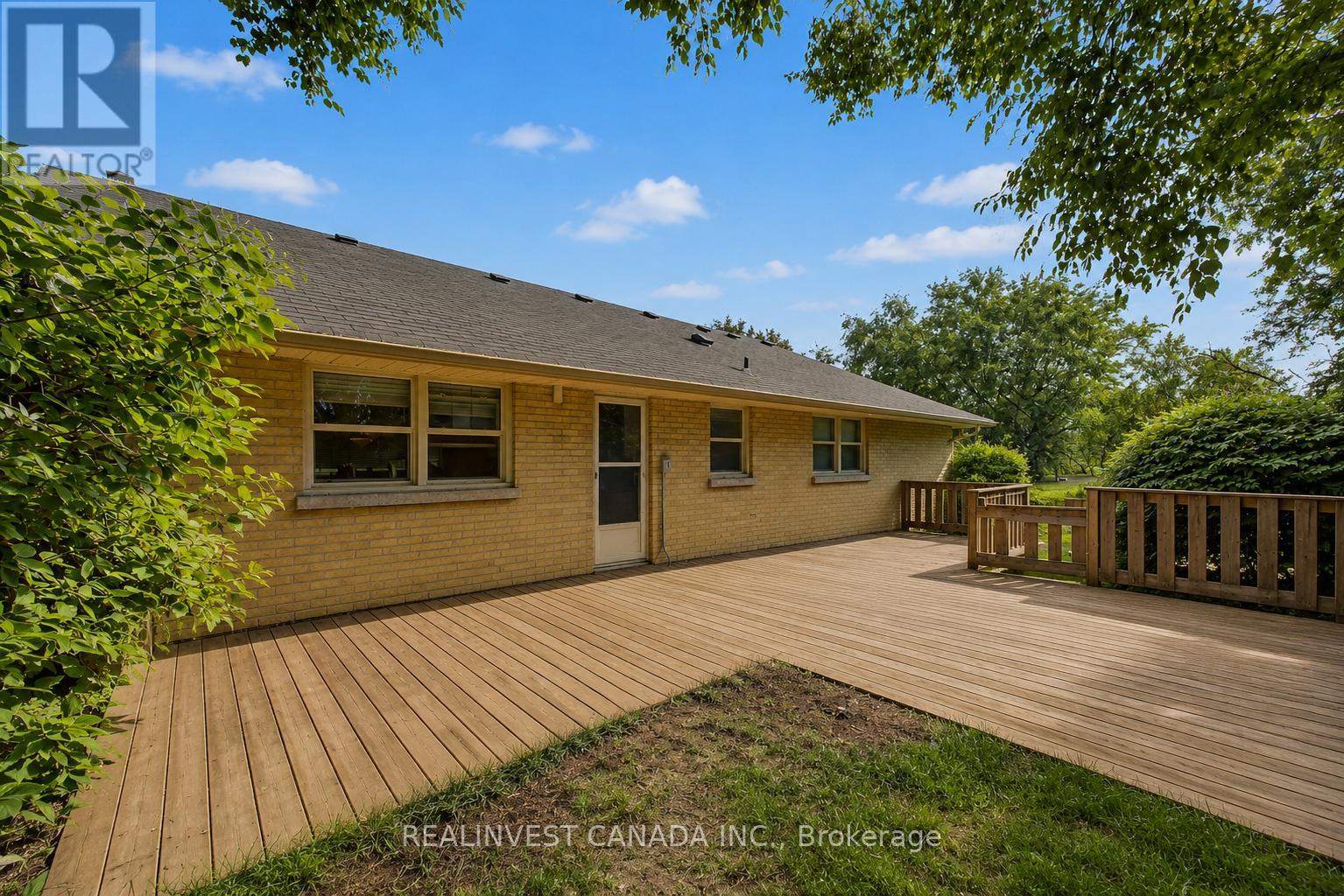 918 Pinecrest Road, Oshawa, Ontario  L1K 2B2 - Photo 17 - E13650094