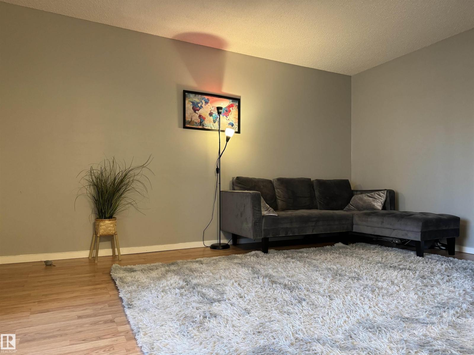 #31 11255 31 Av NW, Edmonton, Alberta T6J 3V6 - Photo 2 - E4502615