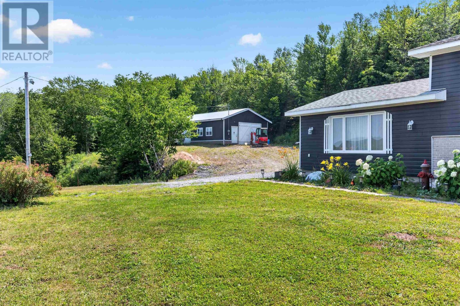 22163 Highway 7, Sheet Harbour, Nova Scotia  B0J 3B0 - Photo 3 - 202619935