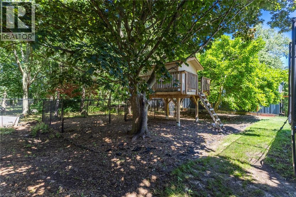 21 Kerman Avenue, Grimsby, Ontario  L3M 3W3 - Photo 7 - 40852583