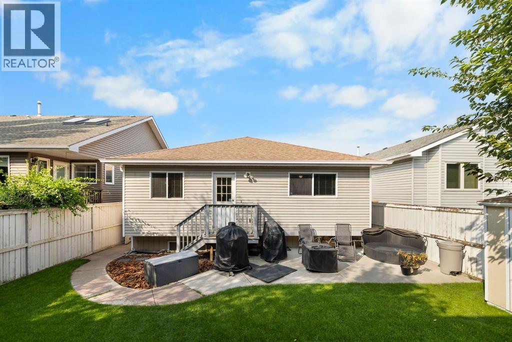76 Douglas Ridge Close SE, Calgary, Alberta  T2Z 2M3 - Photo 32 - A2335520