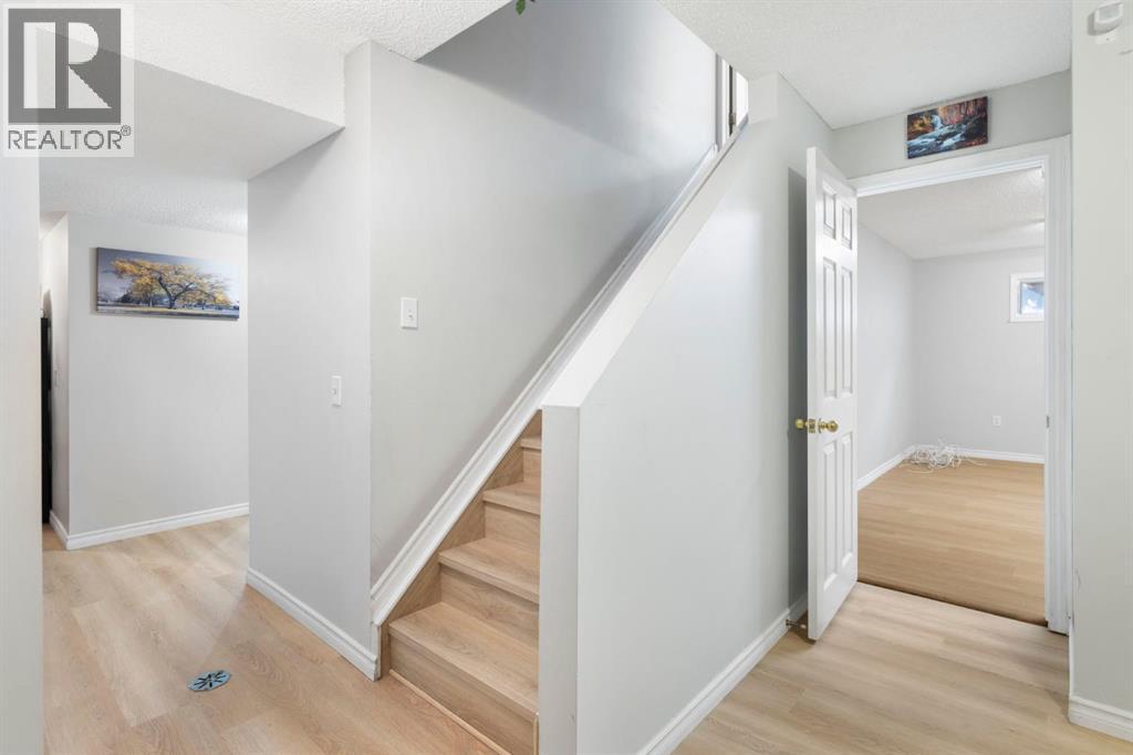 76 Douglas Ridge Close SE, Calgary, Alberta  T2Z 2M3 - Photo 18 - A2335520