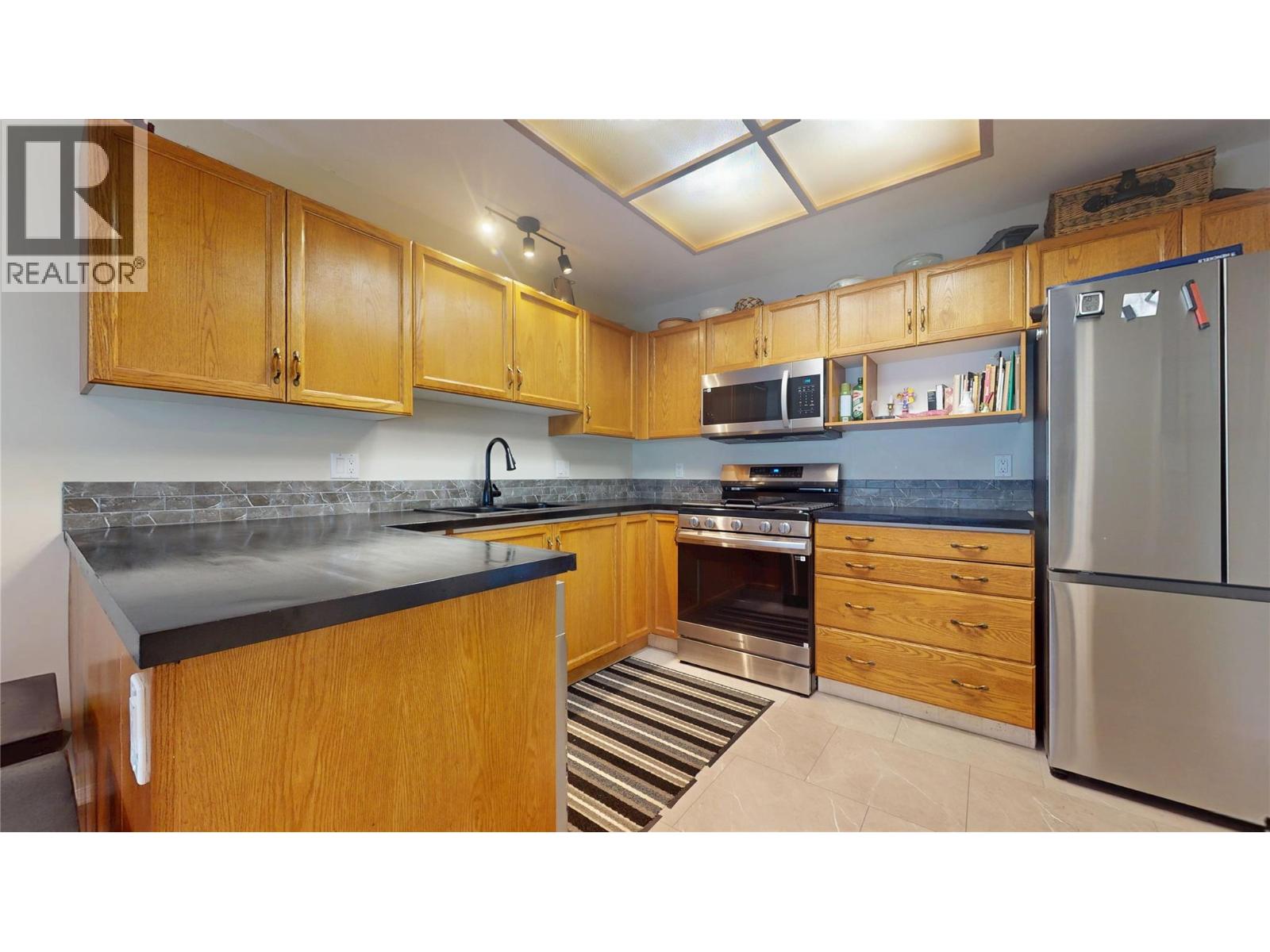 2375 1st Street S Unit# 15, Cranbrook, British Columbia  V1C 6J7 - Photo 9 - 10390527