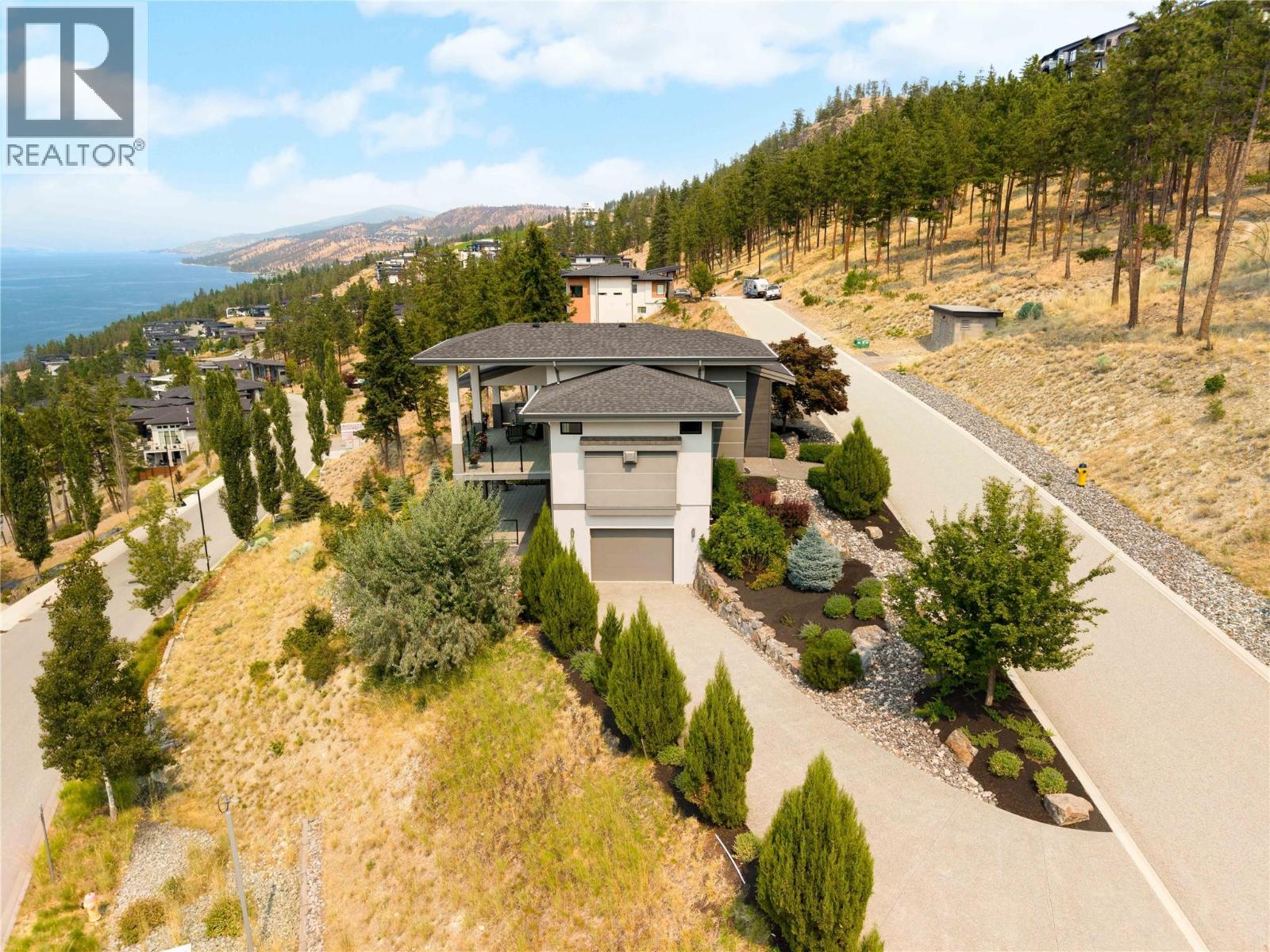 3320 Acacia Lane, Kelowna, British Columbia  V1V 3G1 - Photo 8 - 10395353