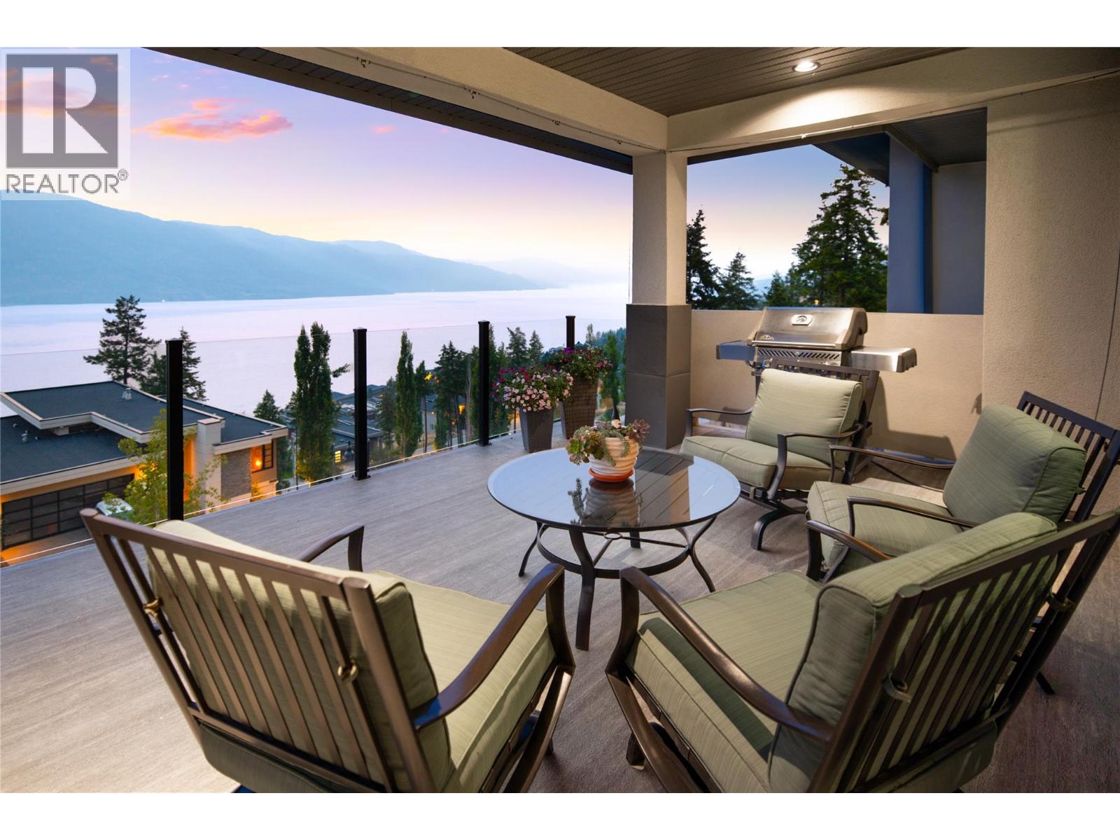 3320 Acacia Lane, Kelowna, British Columbia  V1V 3G1 - Photo 43 - 10395353
