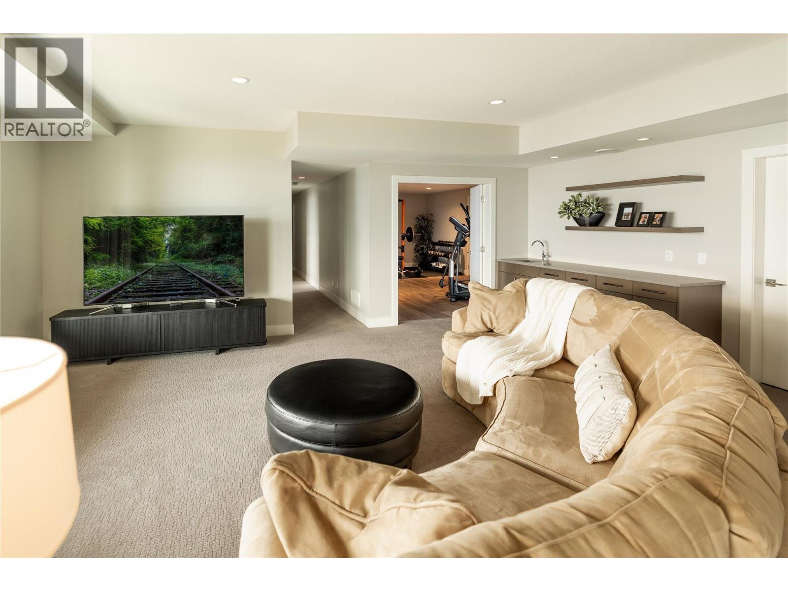 3320 Acacia Lane, Kelowna, British Columbia  V1V 3G1 - Photo 63 - 10395353
