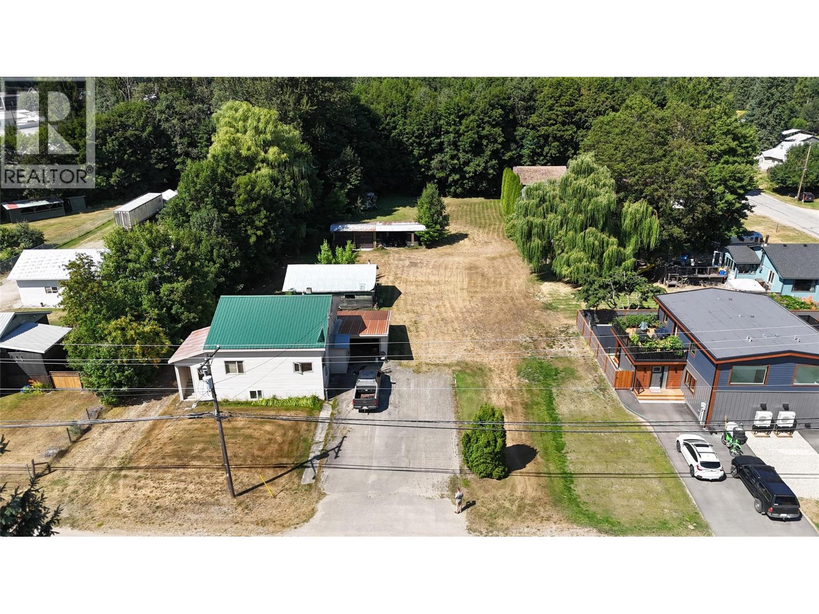 719 Big Eddy Road, Revelstoke, British Columbia