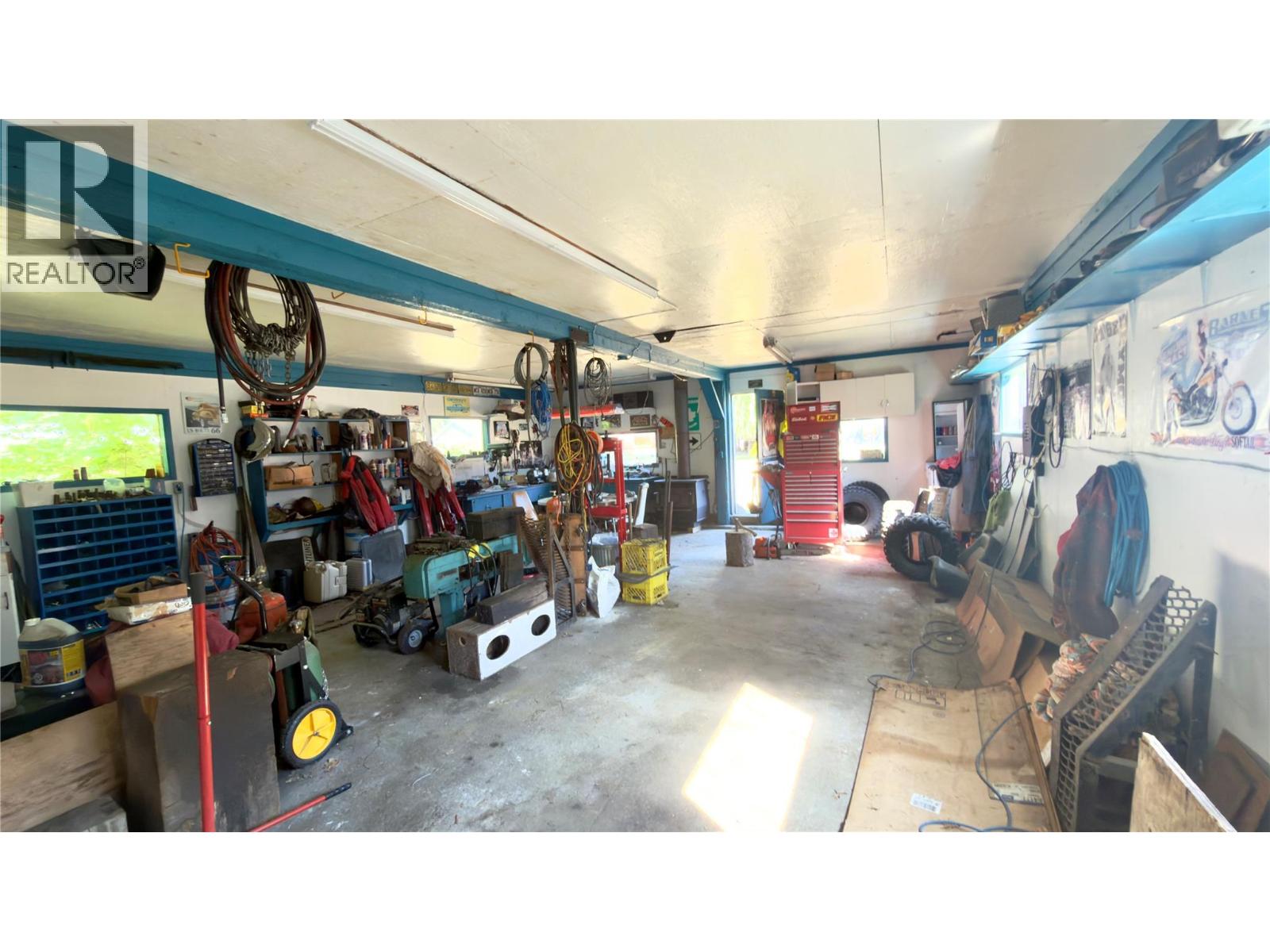 719 Big Eddy Road, Revelstoke, British Columbia  V0E 2S0 - Photo 12 - 10396668