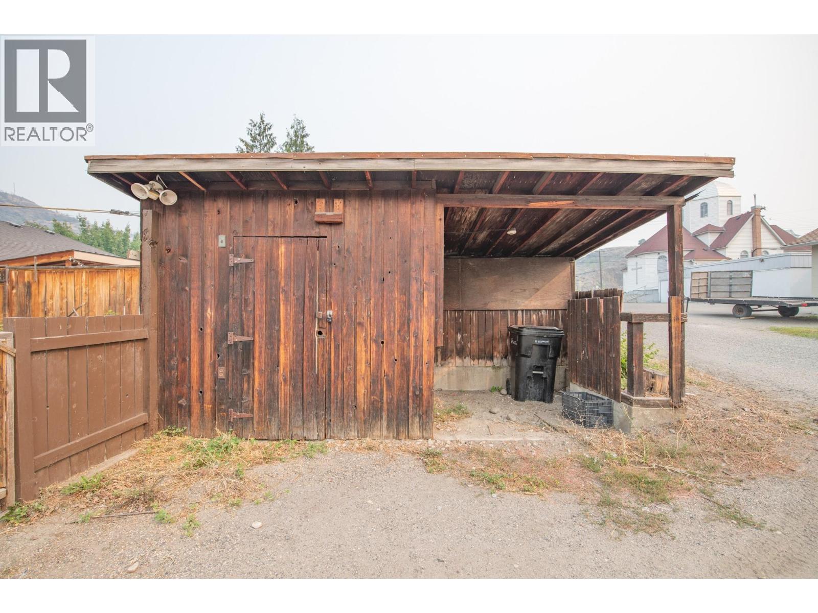 3007 38 Street, Vernon, British Columbia  V1T 6H7 - Photo 39 - 10397043