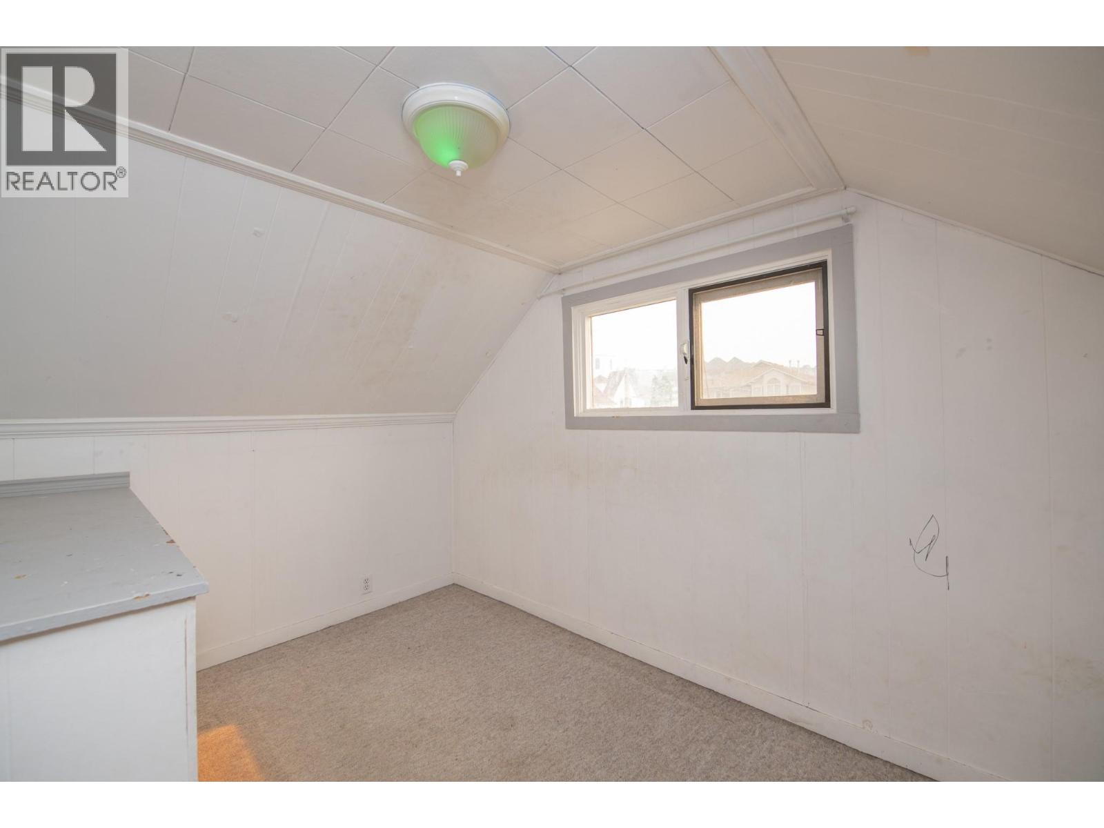 3007 38 Street, Vernon, British Columbia  V1T 6H7 - Photo 33 - 10397043