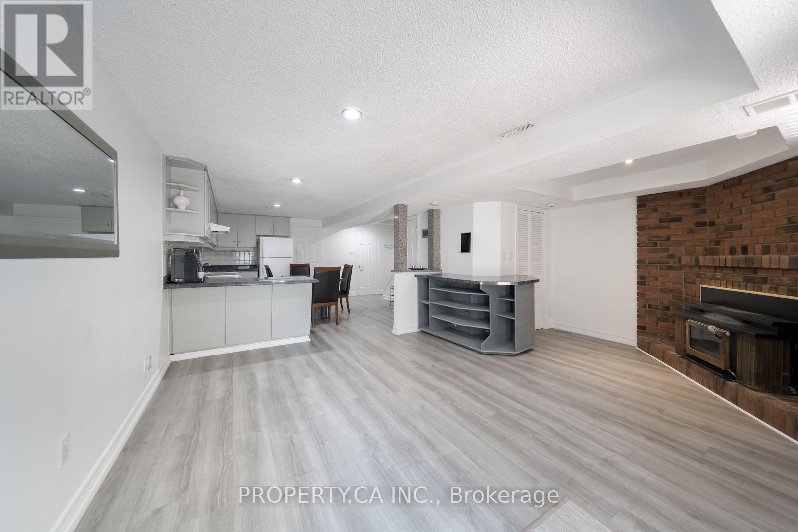 17 Boyne Highlands Court, Vaughan (Glen Shields), Ontario  L4K 1K4 - Photo 29 - N13649878