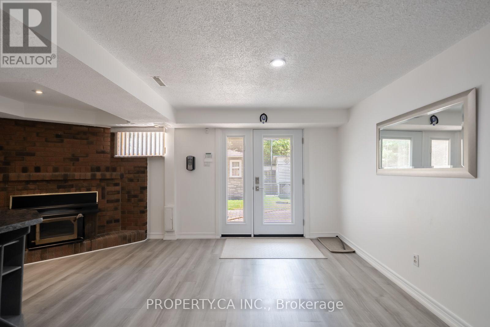17 Boyne Highlands Court, Vaughan (Glen Shields), Ontario  L4K 1K4 - Photo 31 - N13649878