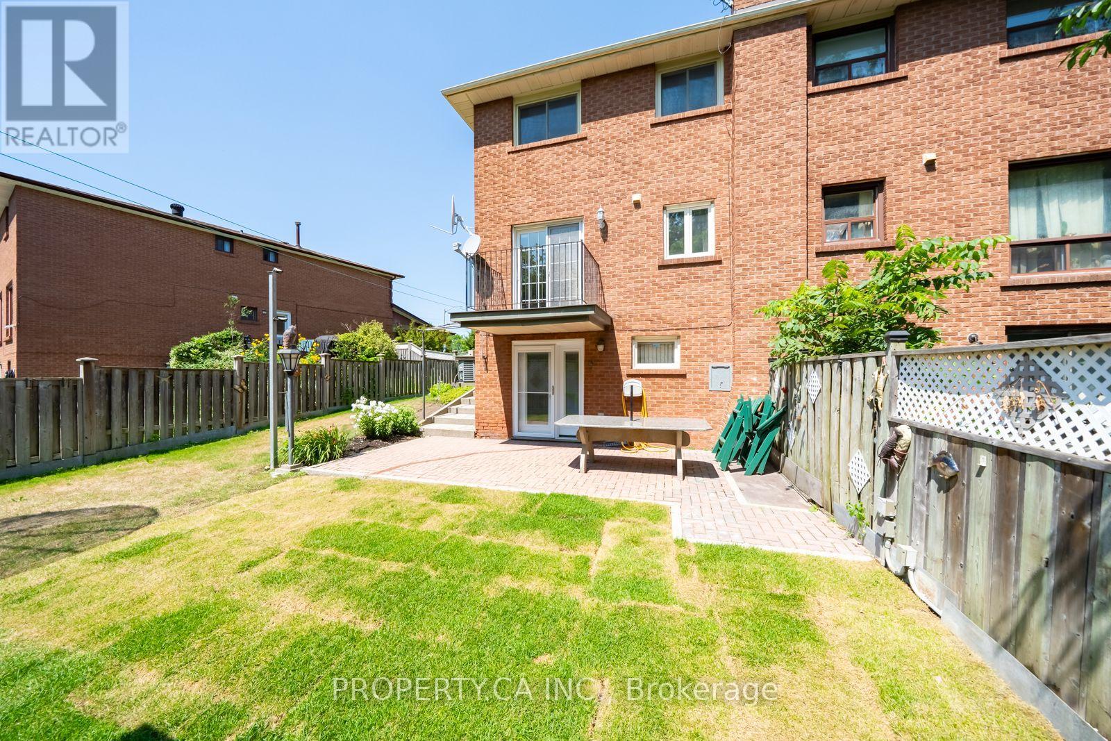 17 Boyne Highlands Court, Vaughan (Glen Shields), Ontario  L4K 1K4 - Photo 33 - N13649878