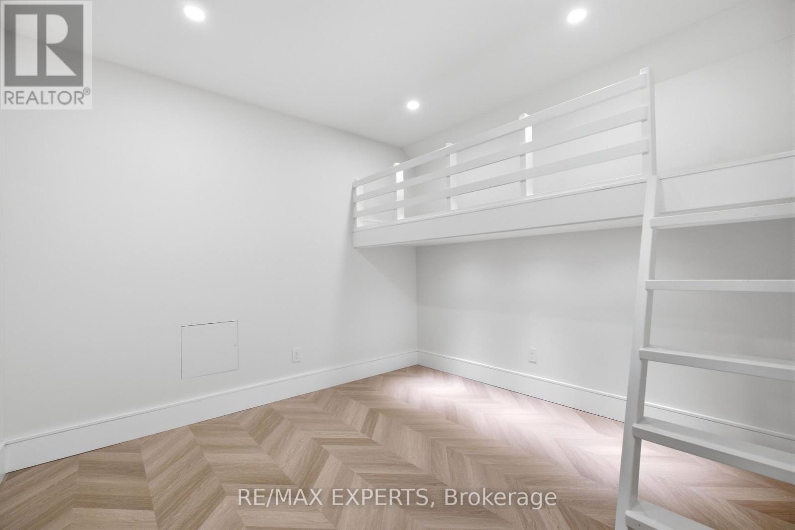12 Valley Point Crescent, King, Ontario  L7B 0B7 - Photo 40 - N13649900