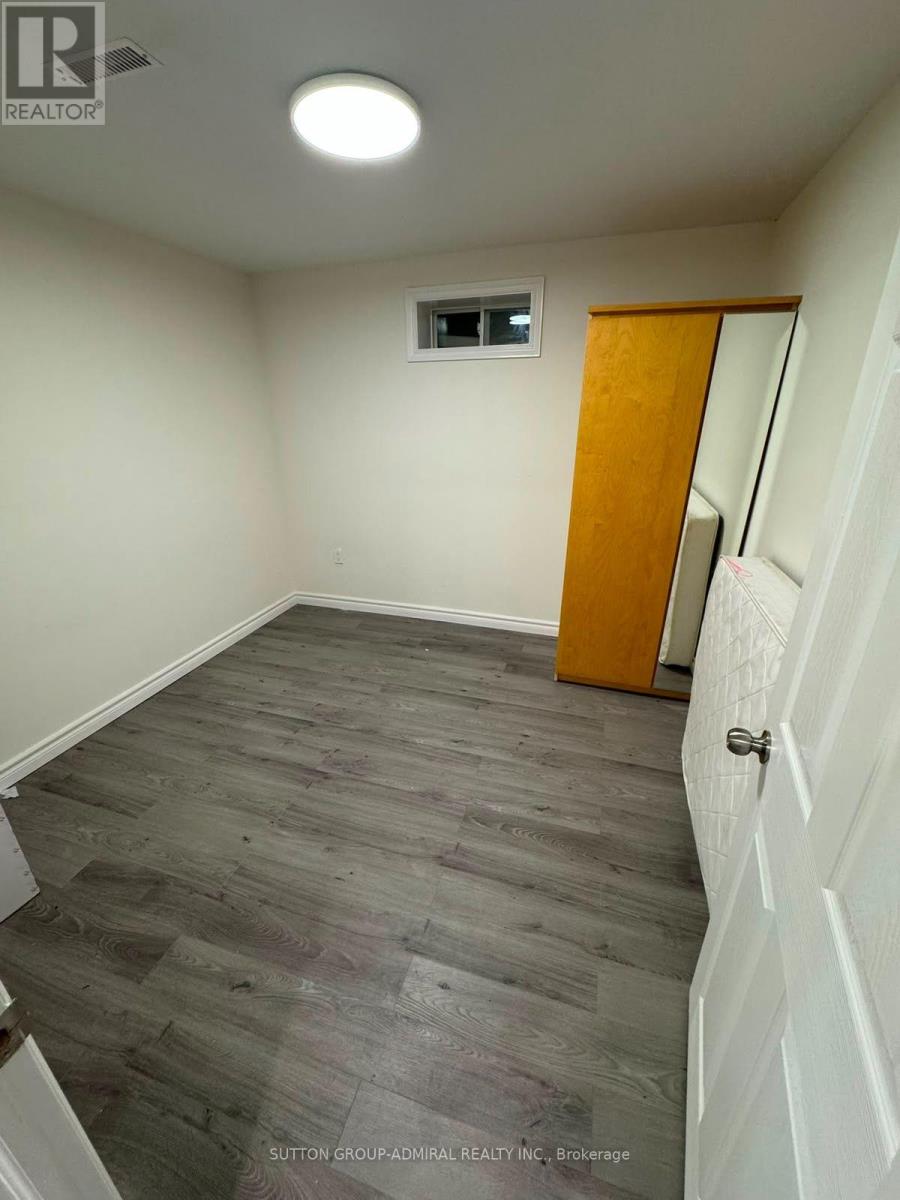 (Basement) - 39 Crown Crescent, Bradford West Gwillimbury, Ontario  L3Z 2M4 - Photo 12 - N13649904