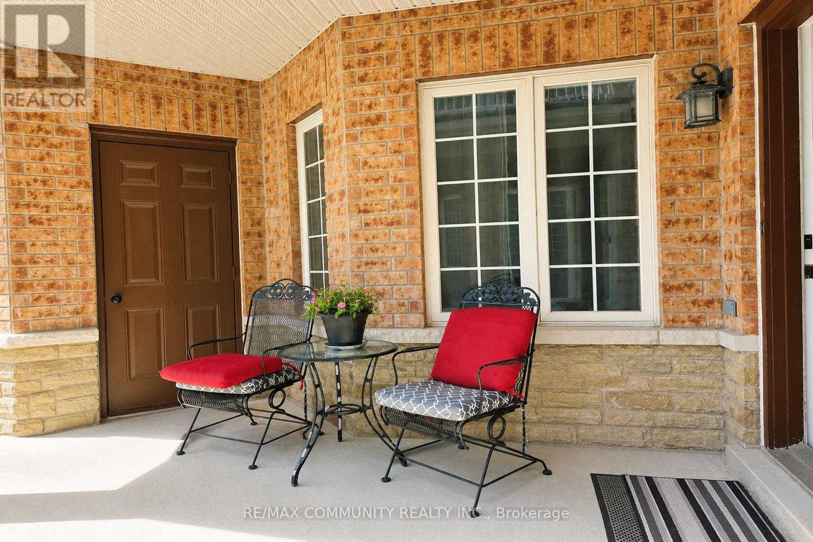 1220 Fox Hill Street, Innisfil, Ontario  L9S 4Y6 - Photo 2 - N13650038