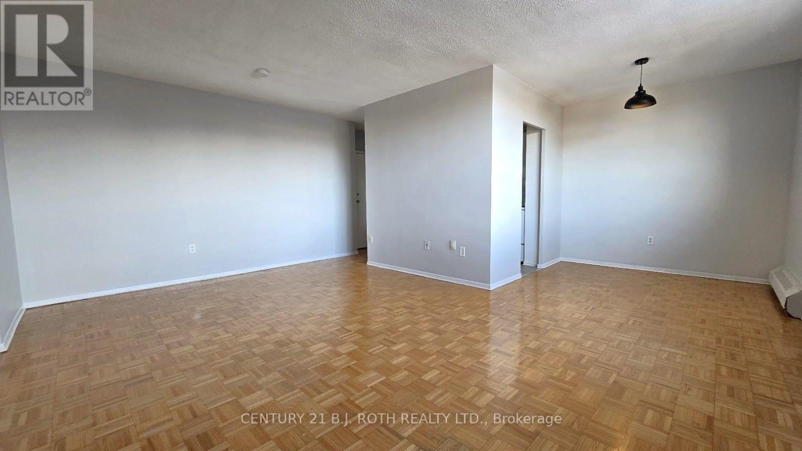 401 - 98 Holgate Street, Barrie, Ontario  L4N 2T9 - Photo 3 - S13649902
