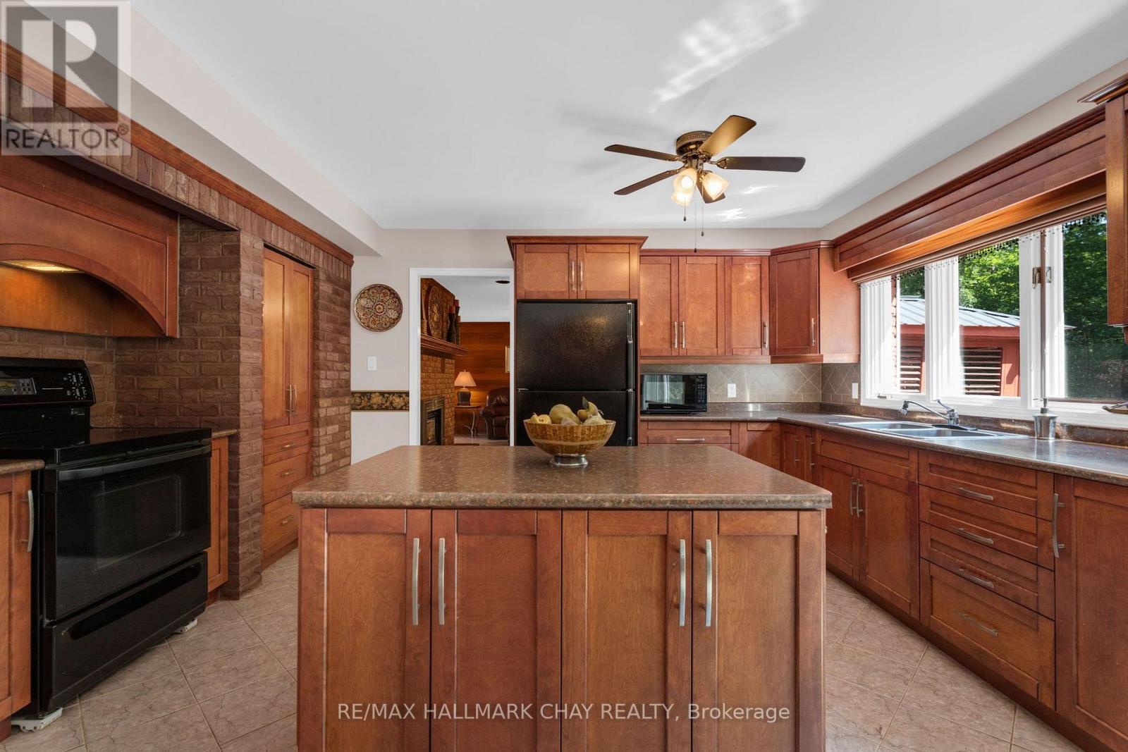 24 Woodland Crescent, Oro-Medonte, Ontario  L4M 4Y8 - Photo 11 - S13649914