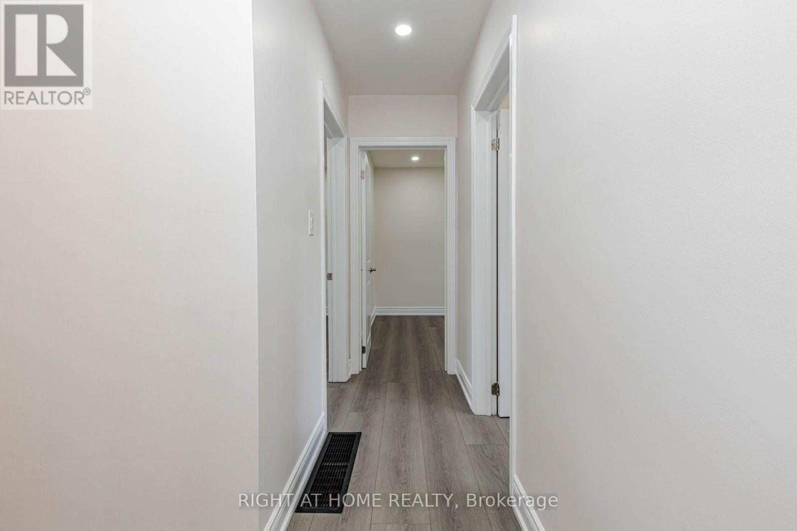 5154 New Street, Burlington, Ontario L7L 1V4 - Photo 17 - W13648320
