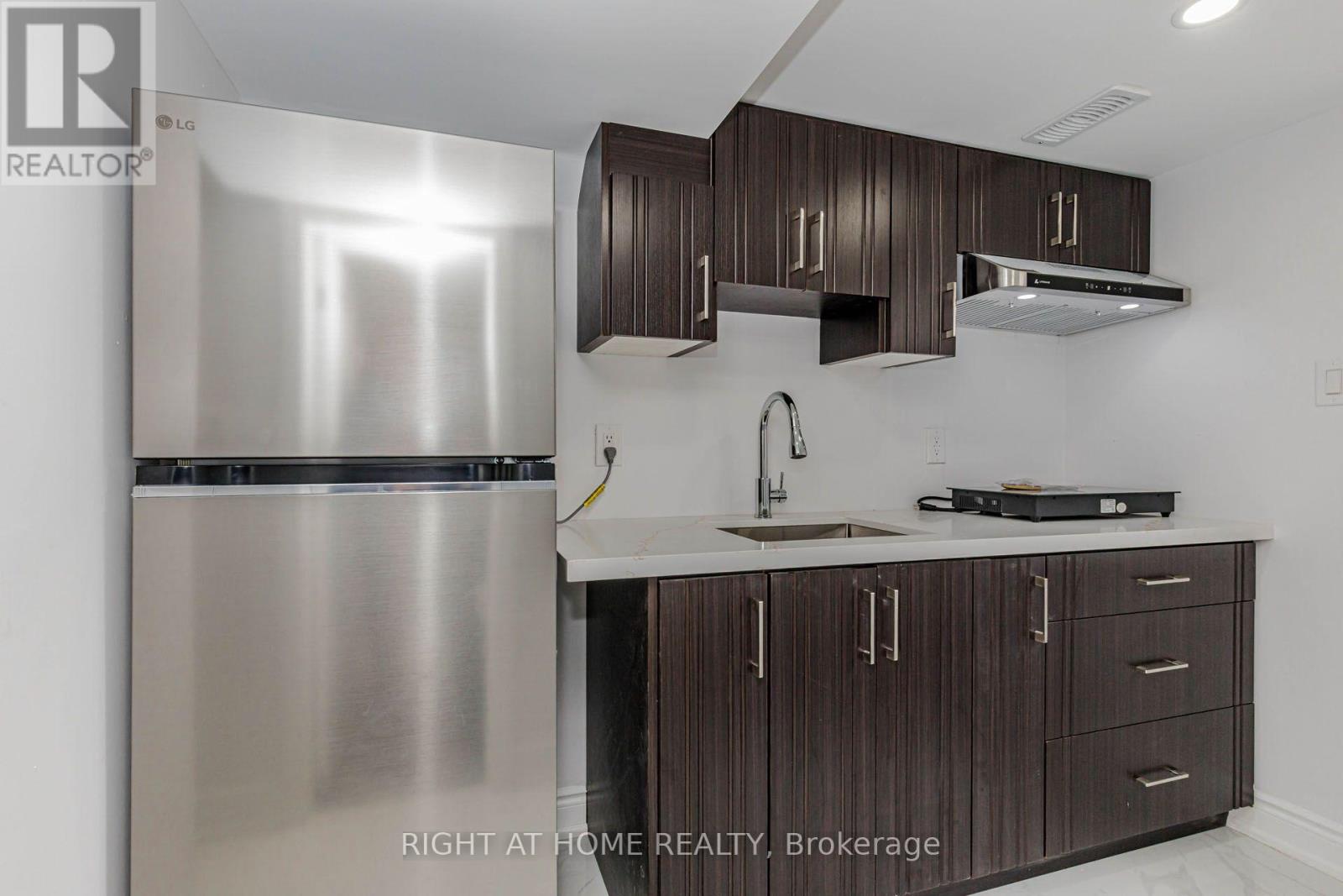 5154 New Street, Burlington, Ontario L7L 1V4 - Photo 28 - W13648320