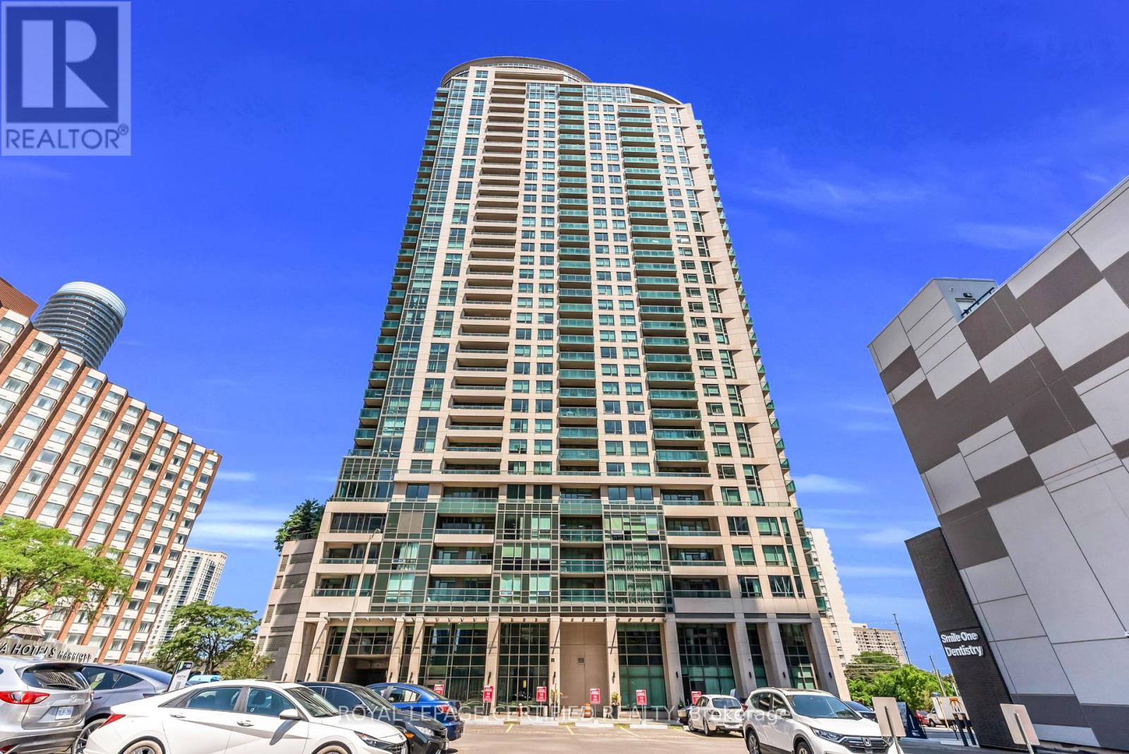 3301 - 208 Enfield Place, Mississauga, Ontario  L5B 0G8 - Photo 4 - W13649944