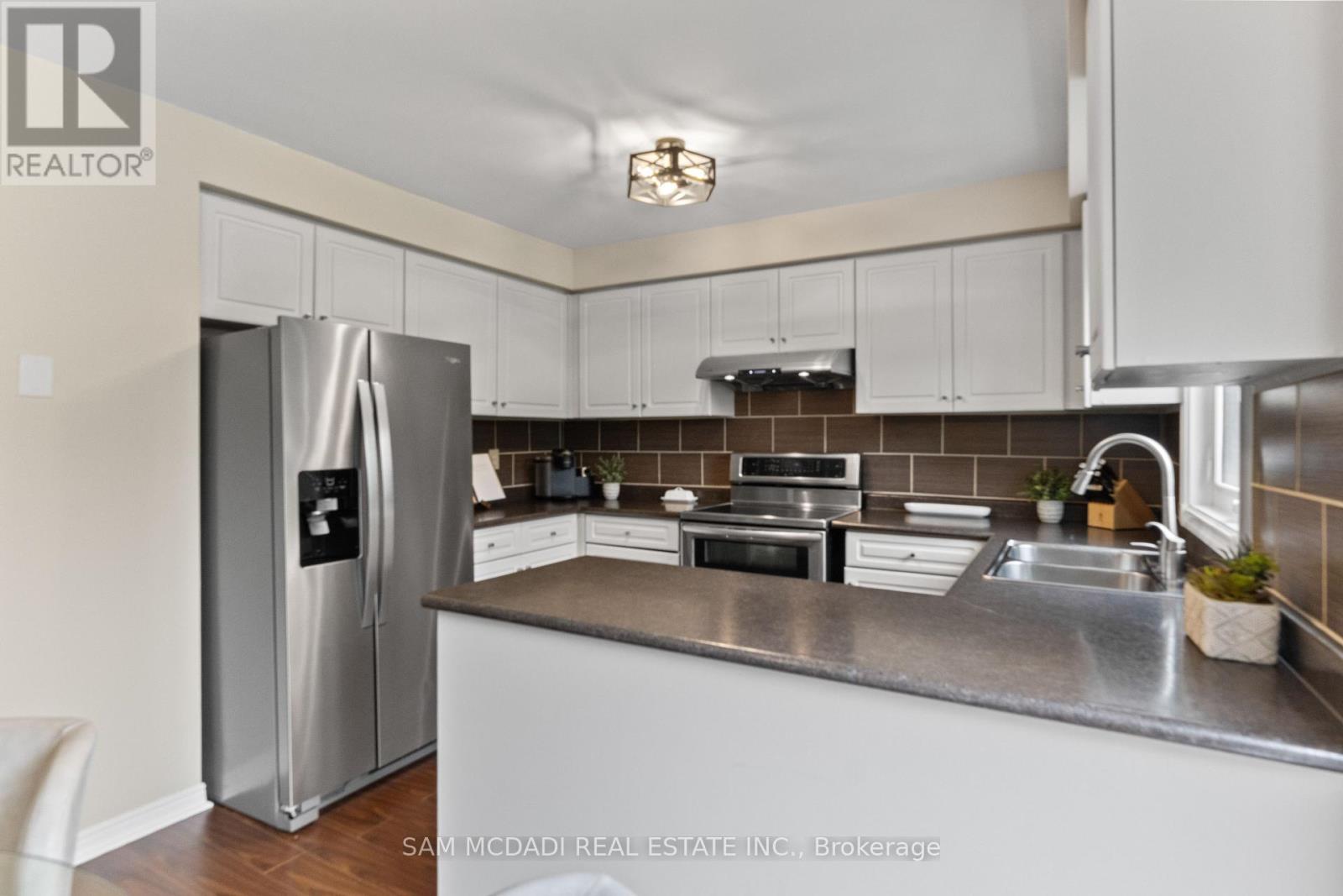 470 Aberfoyle Court, Mississauga, Ontario  L4Z 2J5 - Photo 13 - W13650000