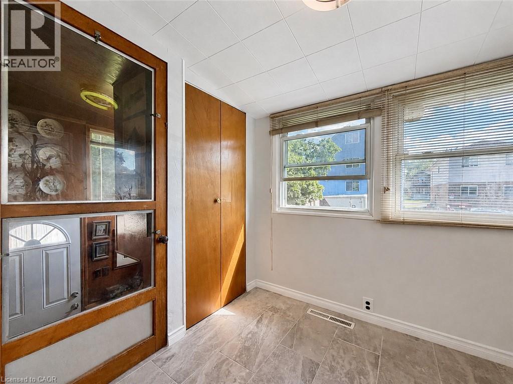 55 Holmes Avenue, Hamilton, Ontario  L8S 2K7 - Photo 10 - 40854054