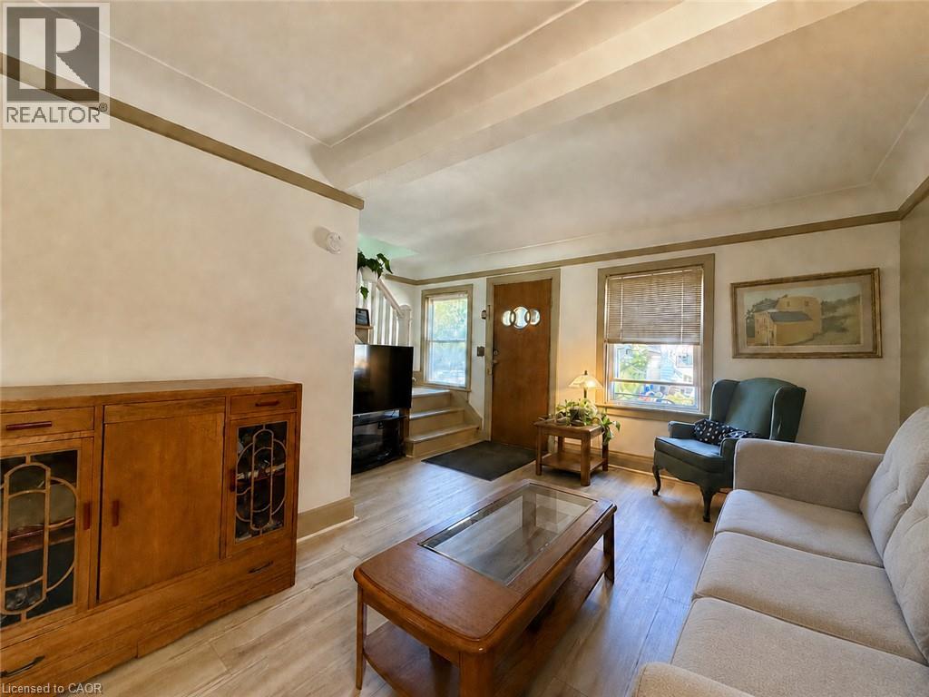55 Holmes Avenue, Hamilton, Ontario  L8S 2K7 - Photo 4 - 40854054