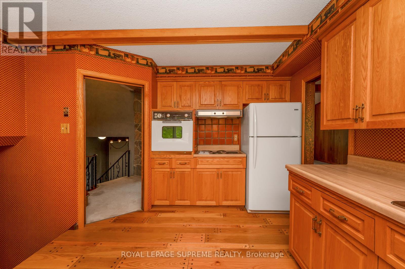 2035 Hollow Road, Thorold, Ontario  L2V 5G8 - Photo 21 - X13649948