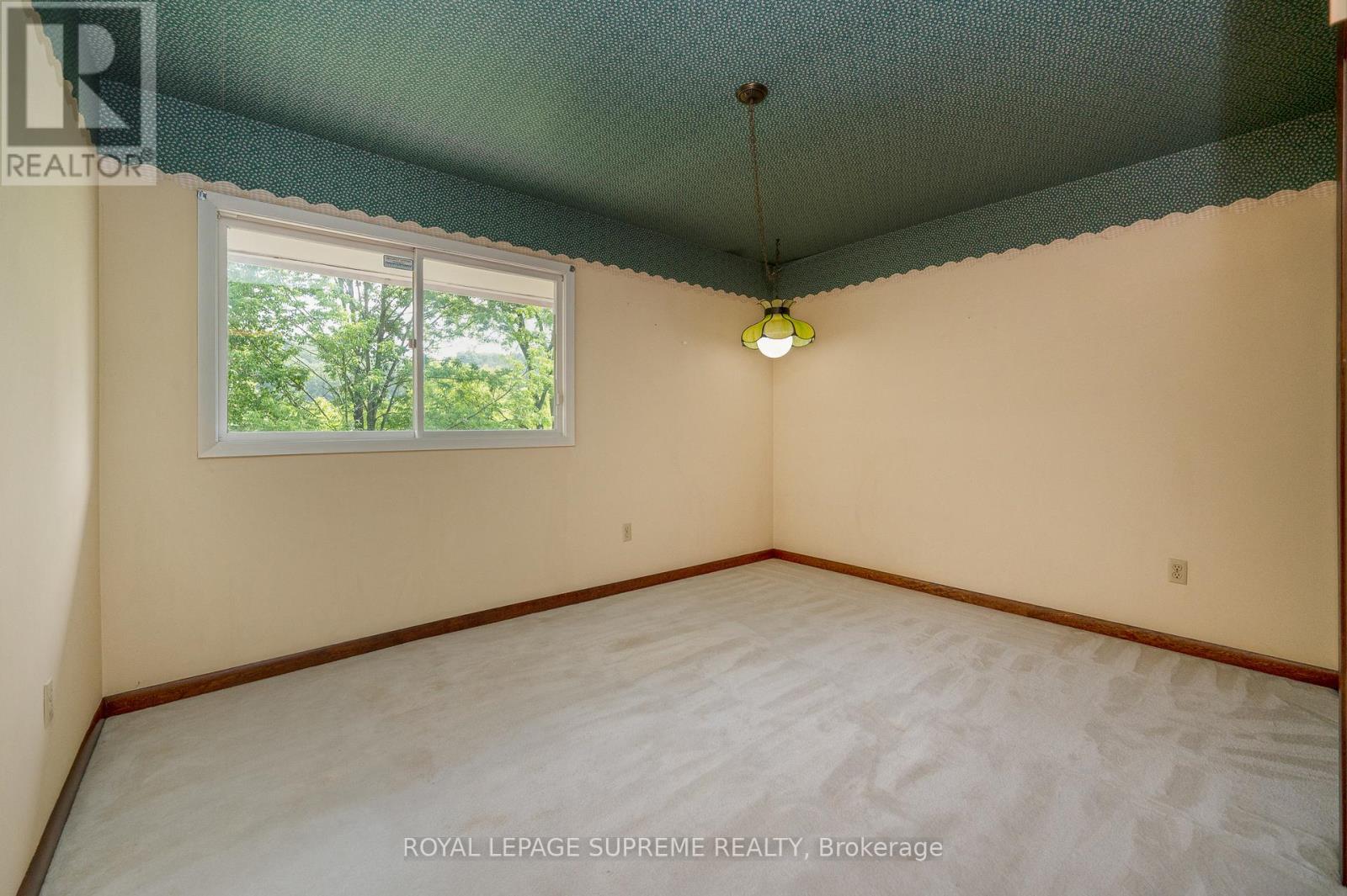 2035 Hollow Road, Thorold, Ontario  L2V 5G8 - Photo 24 - X13649948