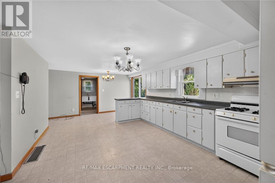 833 Lynn Valley Road, Norfolk, Ontario  N0A 1N1 - Photo 11 - X13650090
