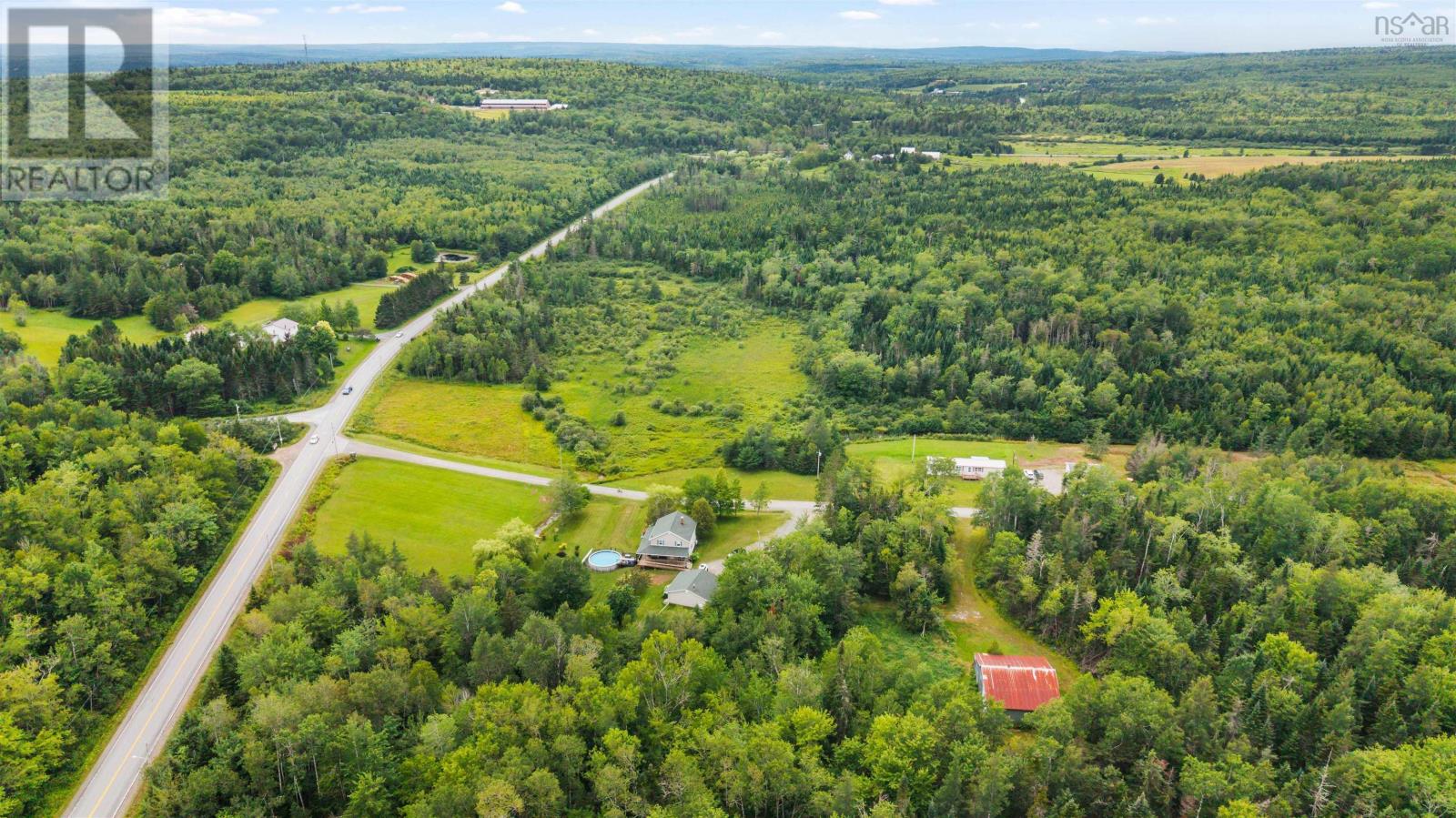 40 Urquharts Lane, Chaswood, Nova Scotia  B0N 2H0 - Photo 4 - 202619558