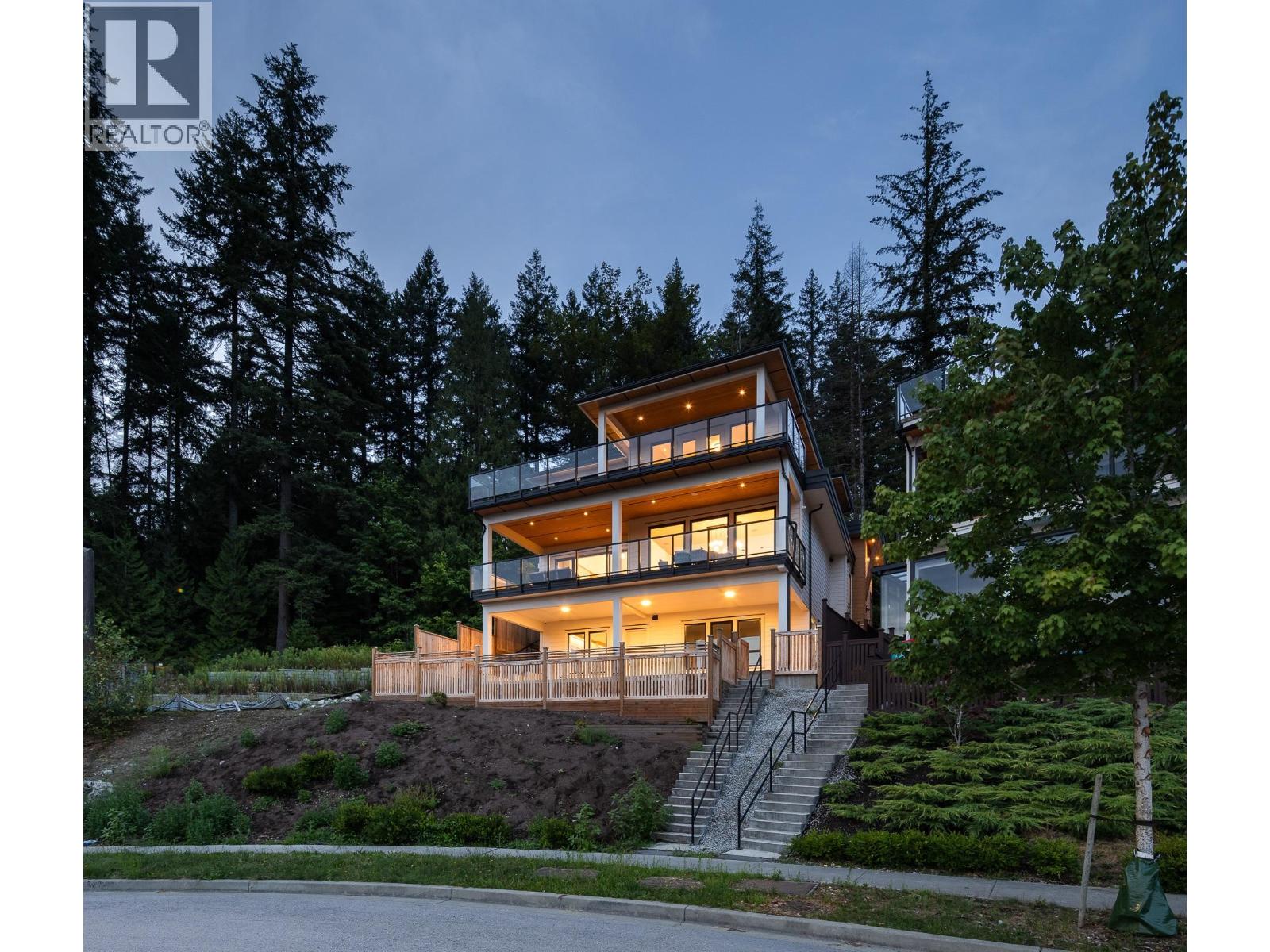 1484 Copper Beech Place, Coquitlam, British Columbia  V3E 0C4 - Photo 39 - R3152547