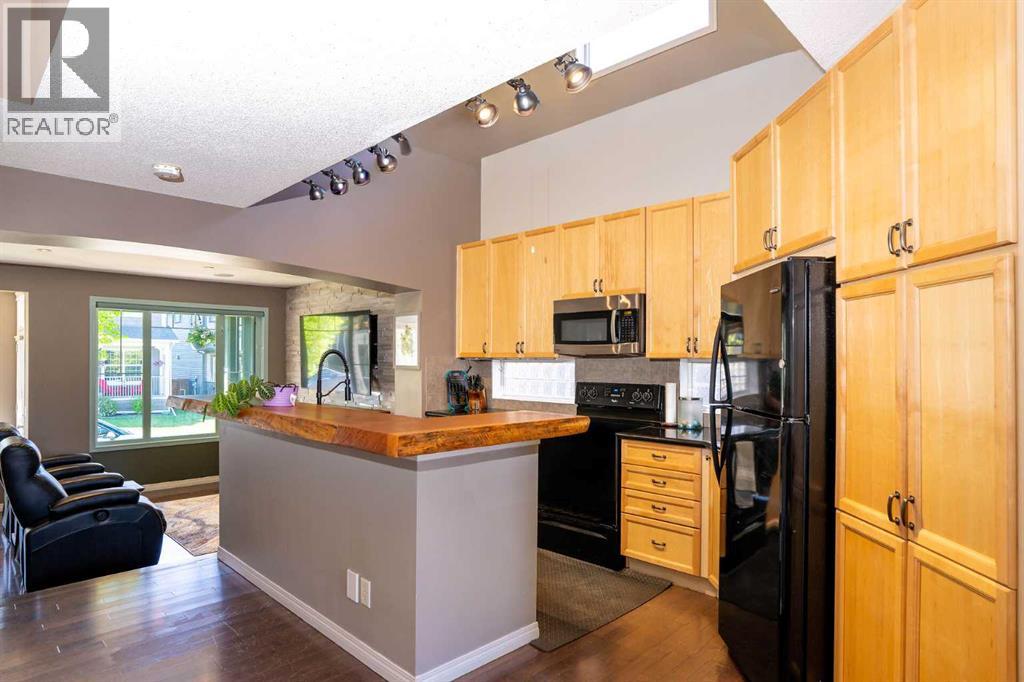 213 Tuscany Valley Green NW, Calgary, Alberta  T3L 0A1 - Photo 9 - A2319502