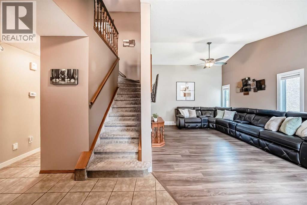 481 Sunmills Drive Se, Calgary, Alberta  T2X 2T5 - Photo 3 - A2319793