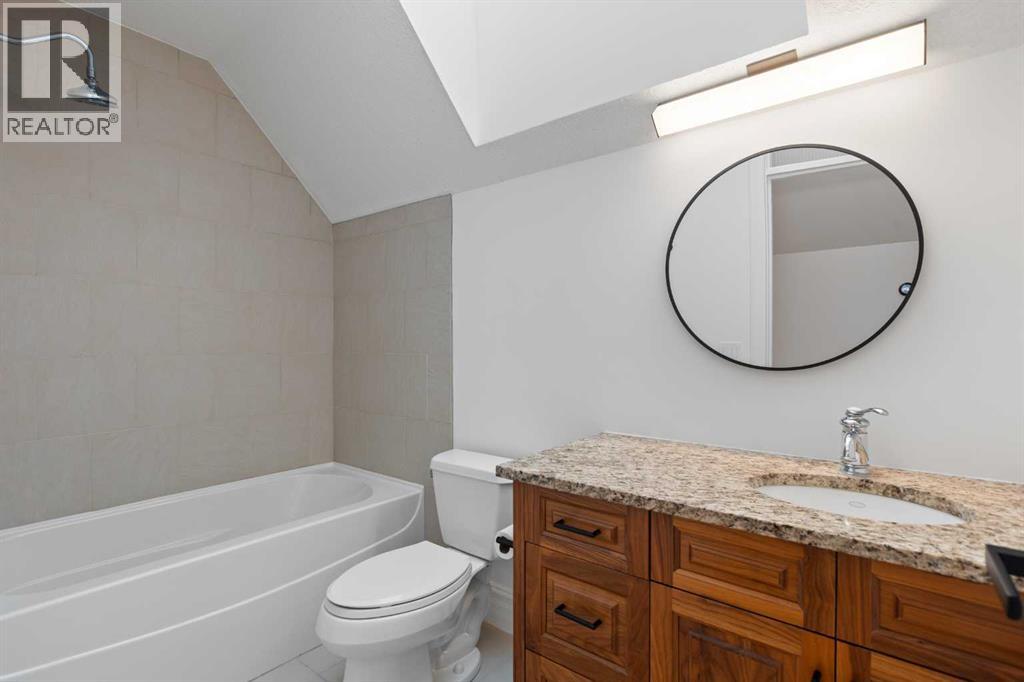 2013 42 Avenue SW, Calgary, Alberta  T2T 2M8 - Photo 28 - A2332713