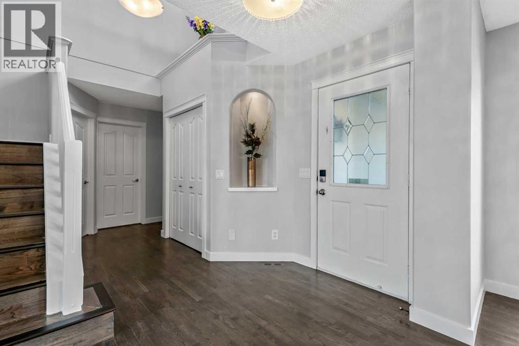 123 Cranwell Close Se, Calgary, Alberta  T3M 1B1 - Photo 3 - A2335509