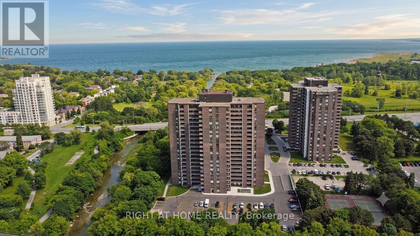 808 - 1535 LAKESHORE ROAD E, Mississauga, Ontario