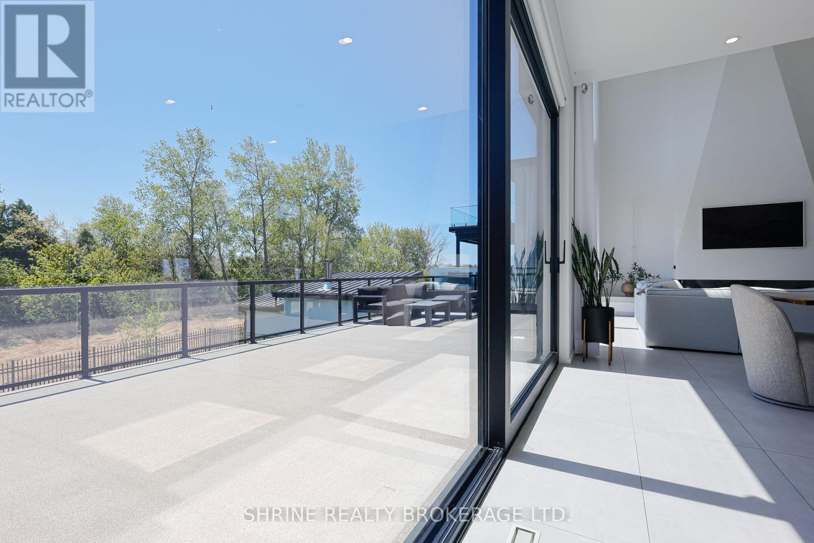 228 Edgewater Boulevard, Middlesex Centre, Ontario  N0L 1R0 - Photo 17 - X13650262