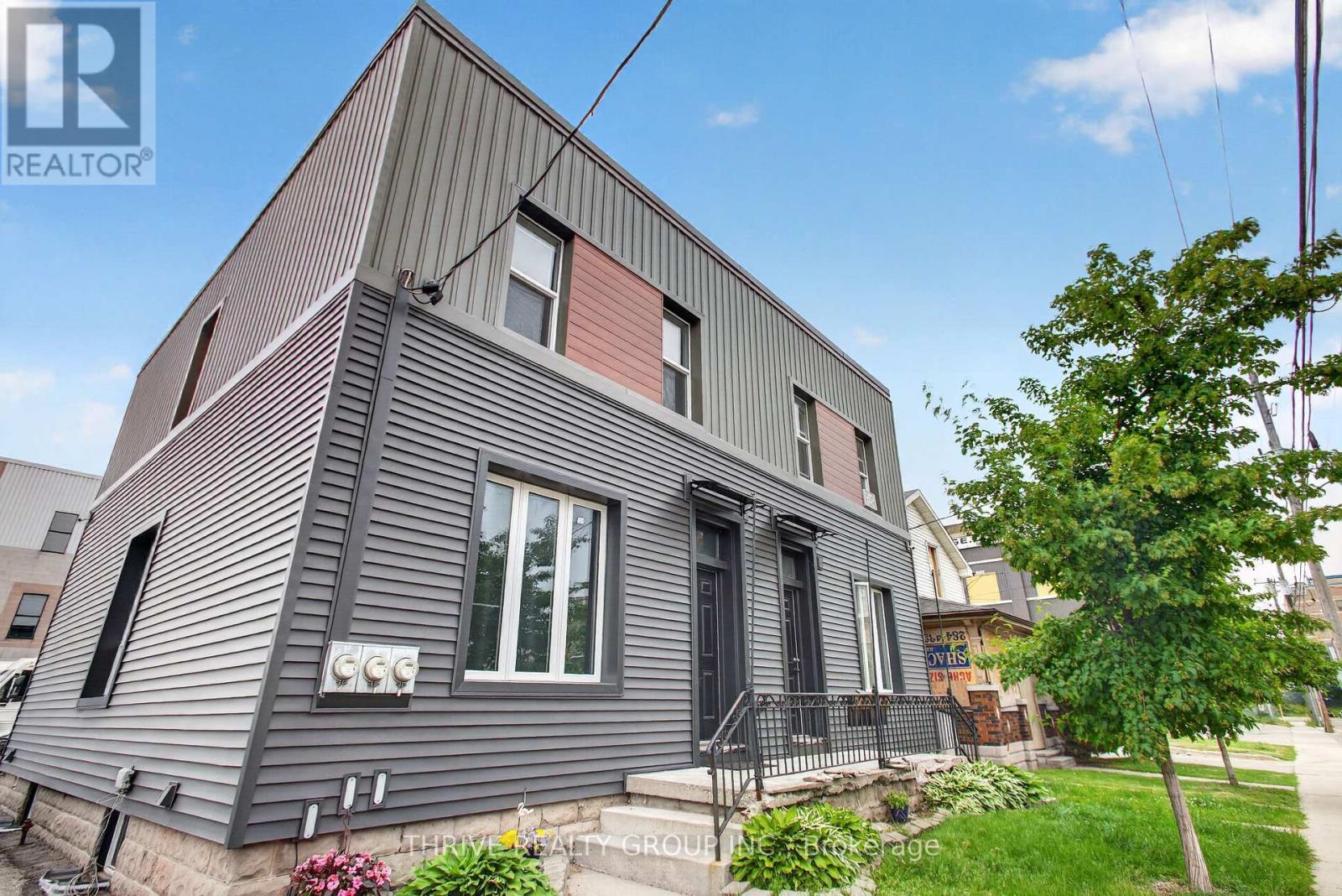 261 Clarence Street, London East, Ontario  N6B 2K2 - Photo 1 - X13650410