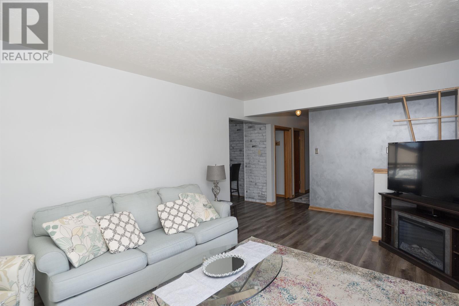 139 Churchill Dr W, Thunder Bay, Ontario  P7C 1V6 - Photo 10 - TB2602277