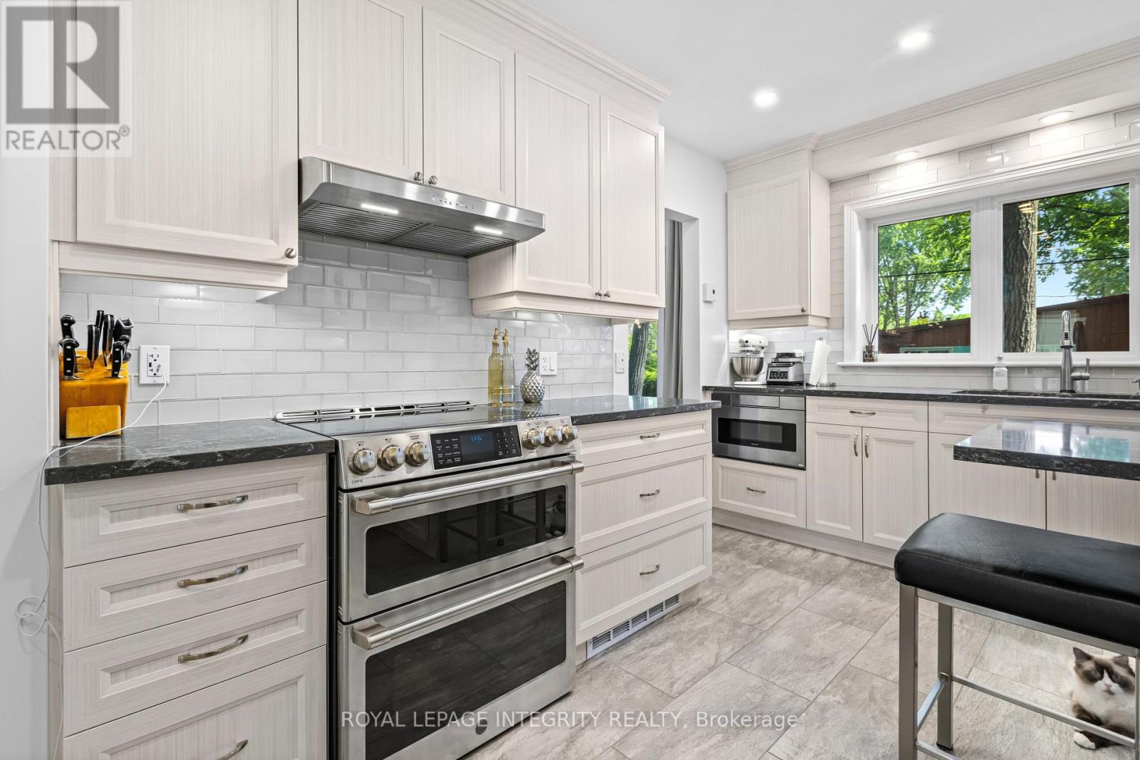 2183 Woodcrest Road, Ottawa, Ontario  K1H 6J2 - Photo 13 - X13650224