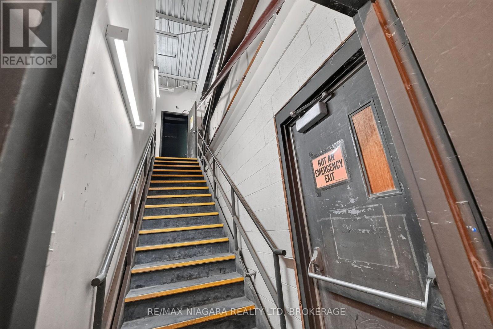 4425 First Avenue N, Niagara Falls, Ontario L2E 4G1 - Photo 24 - X13604350