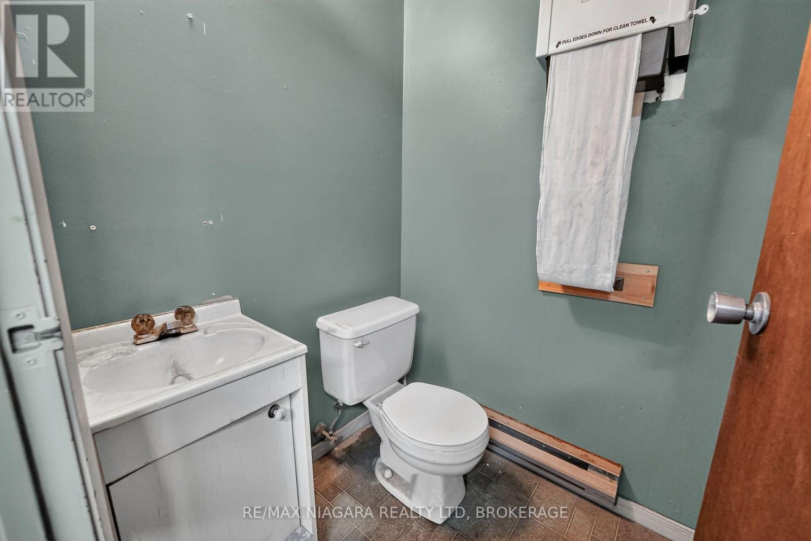 4425 First Avenue N, Niagara Falls, Ontario L2E 4G1 - Photo 29 - X13604350