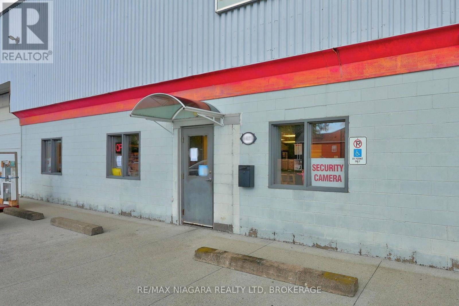 4425 First Avenue N, Niagara Falls, Ontario L2E 4G1 - Photo 4 - X13604350